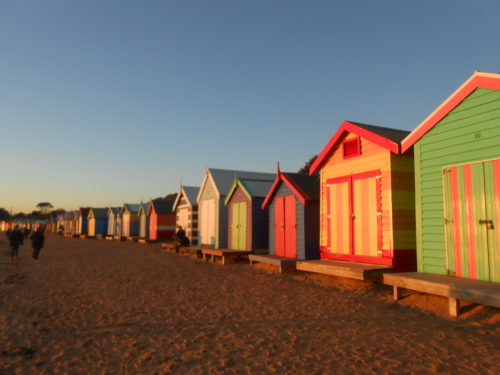 メルボルン、セントキルダでペンギン観察＆ルナパーク、さらにブライトンビーチのカラフルなビーチハウスと盛沢山の旅